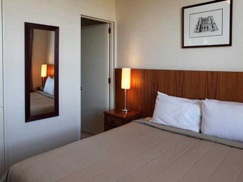 The Poplars Apartment Hotel ไครสต์เชิร์ช ภายนอก รูปภาพ